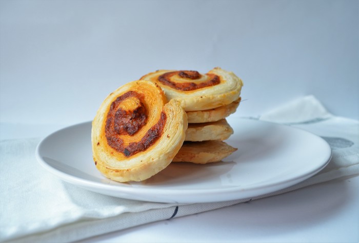 Sundried tomato and cheese spirals