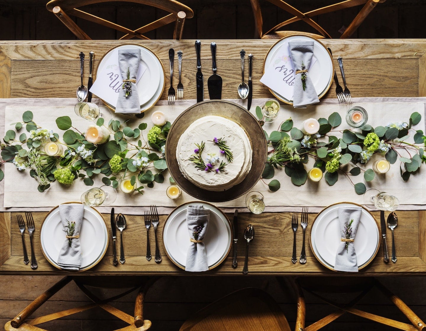 Planning a Party: Festive Table Setting Ideas for the Holidays