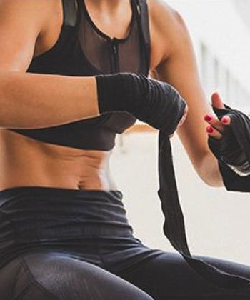 kickboxing classes - hobbies to try in 2017