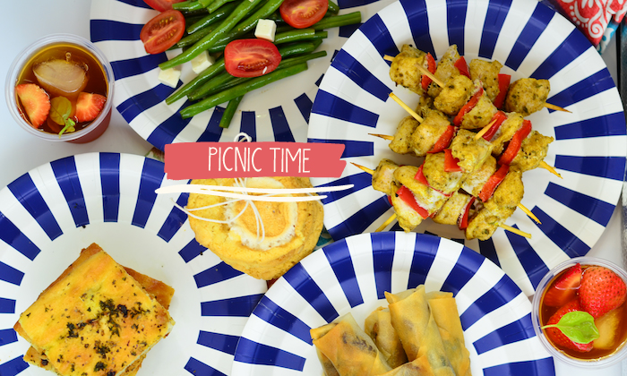 what to pack in picnic basket