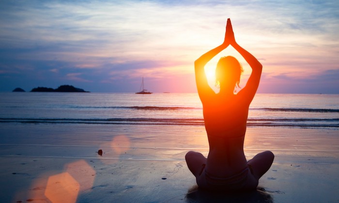 yoga-by-the-beach