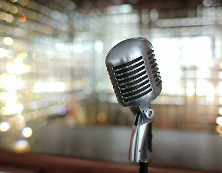 speaking microphone