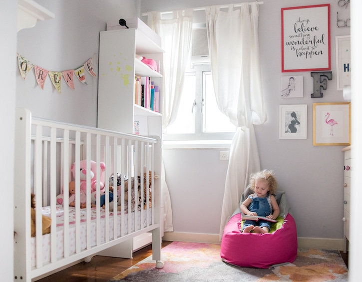 flossie in her room