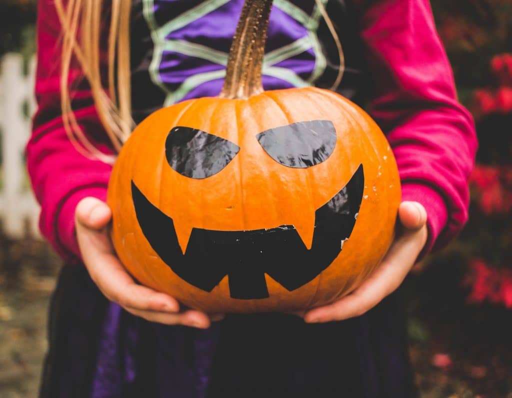 halloween dining and activities guide 2017