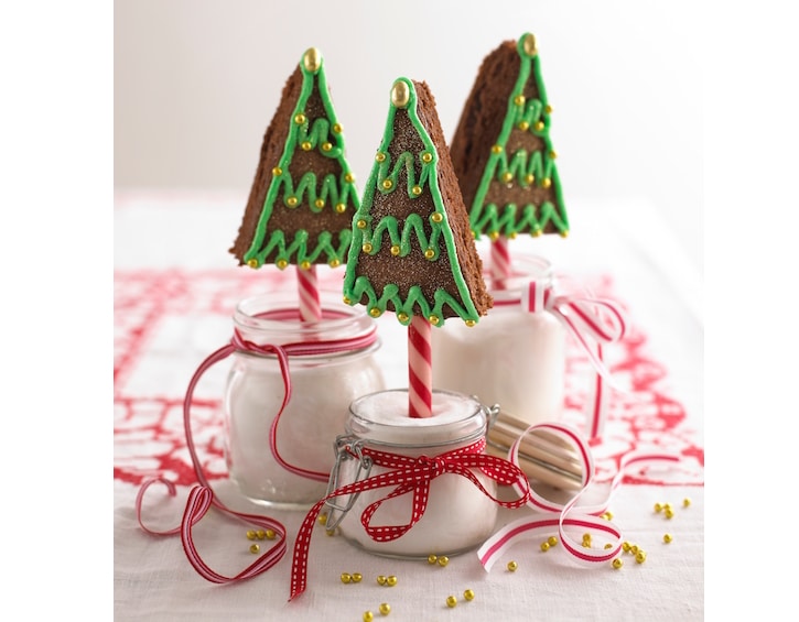 Chocoolate-Christmas-Tree-Cakes-Edible-Christmas-Gifts-Annabel-Karmel