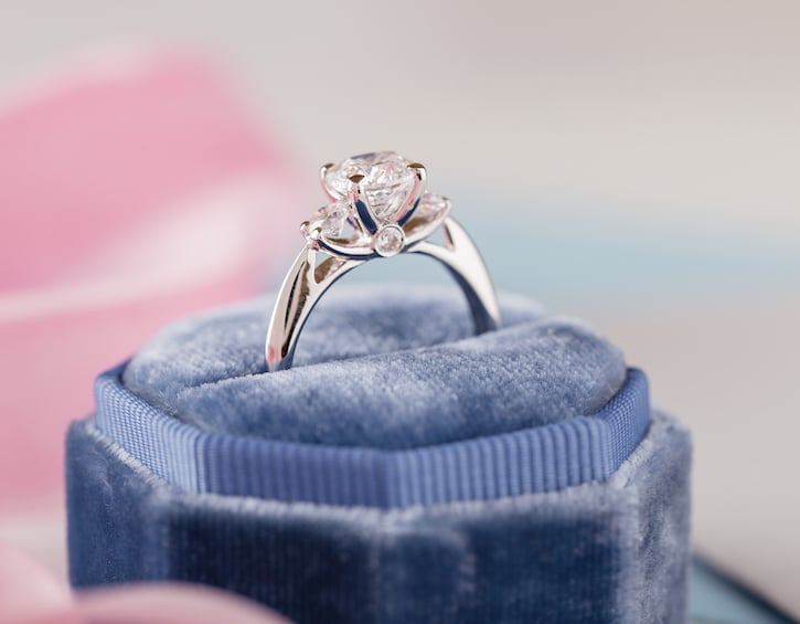 Diamond Registry engagement ring
