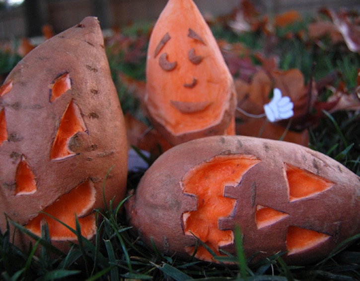 potato-carve-pumpkin-halloween