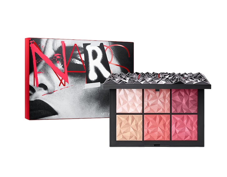 beauty gift guide christmas nars hot tryst cheek palette