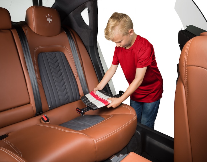 Mifold booster seat