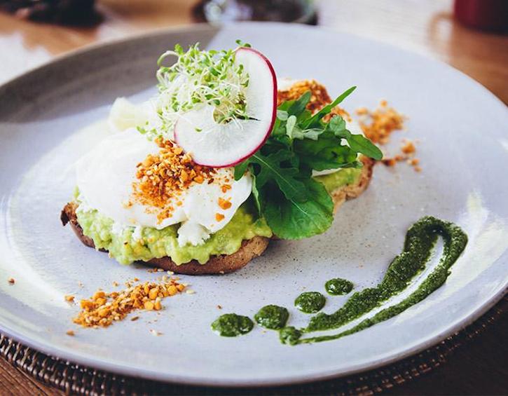 travel 72hours uluwatu bali eat drifter cafe breakfast