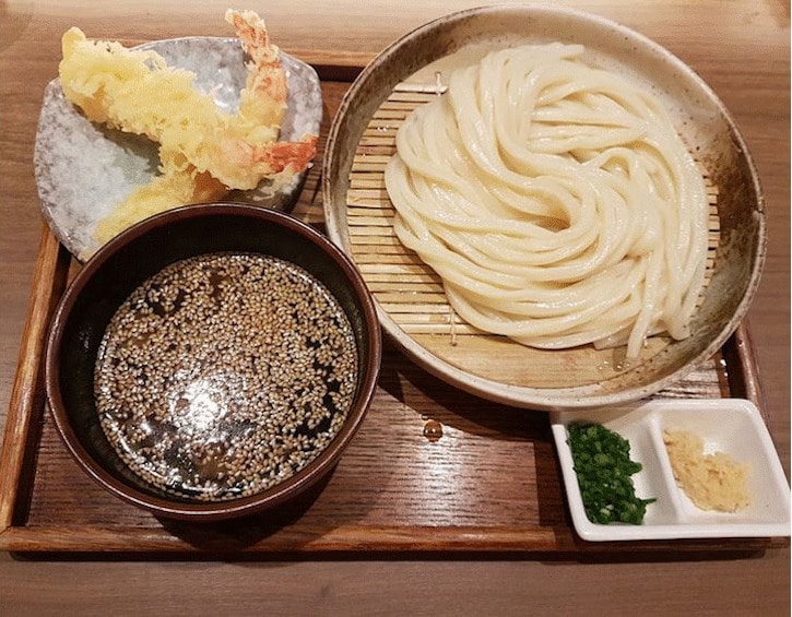 travel kyoto japan eat ramen noodles
