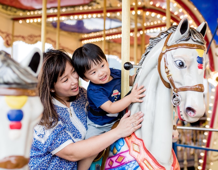 family life that mama larvina wong carousel