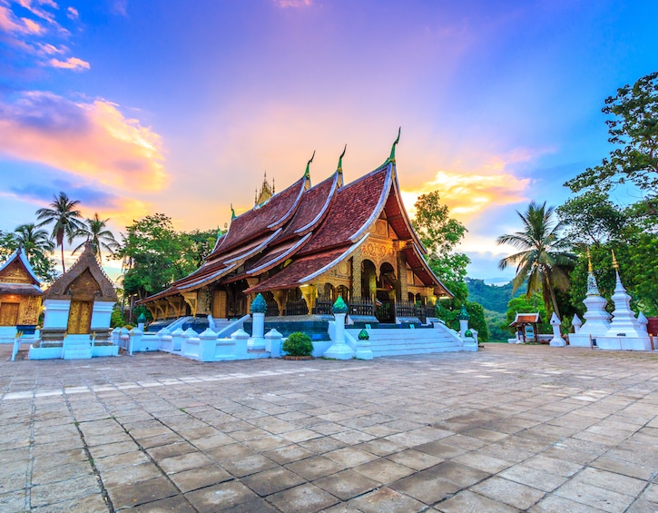 travel stopover 72 hours luang prabang laos wat xieng thong