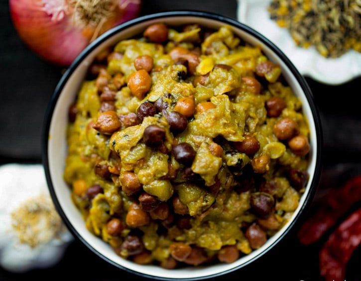 eat Indian curry recipes angled luffa black chickpea curry