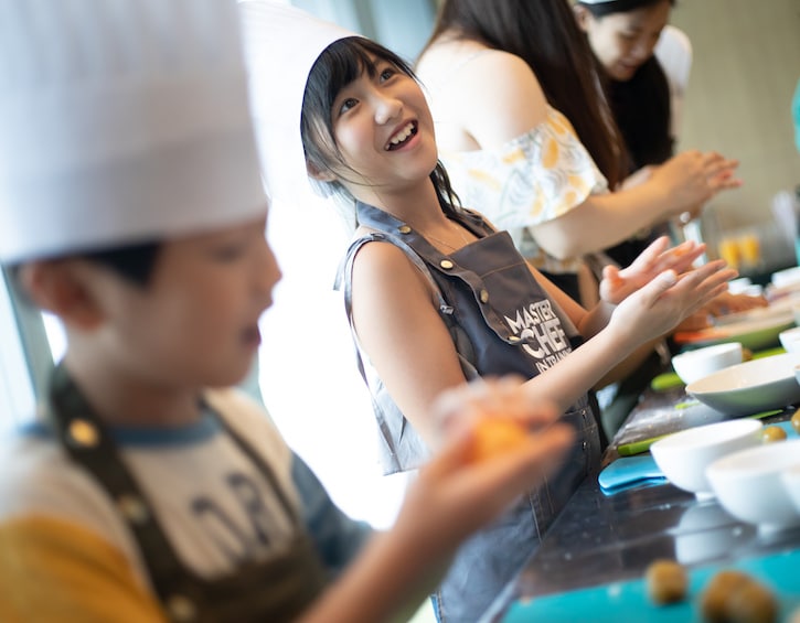 whats on events cooking class w Hong Kong kids