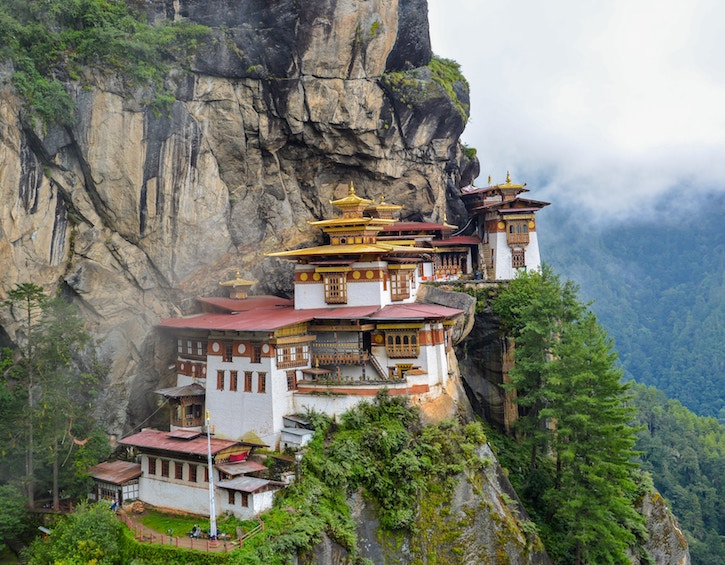 travel mid autumn tigers nest bhutan