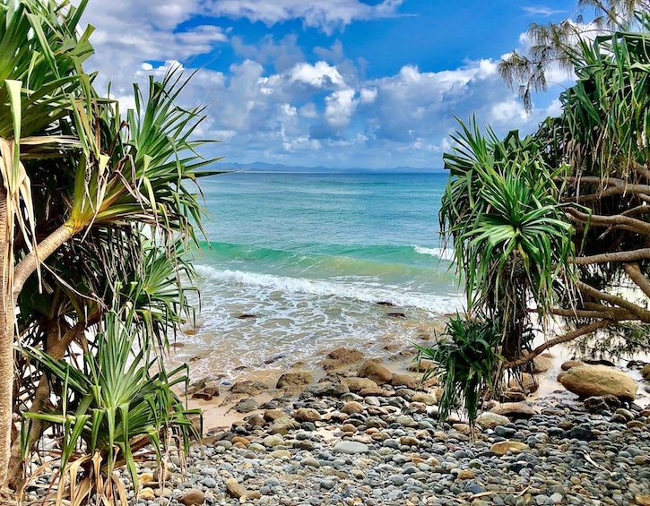 travel Byron bay beach