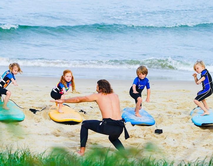 travel Byron bay kids surf lessons