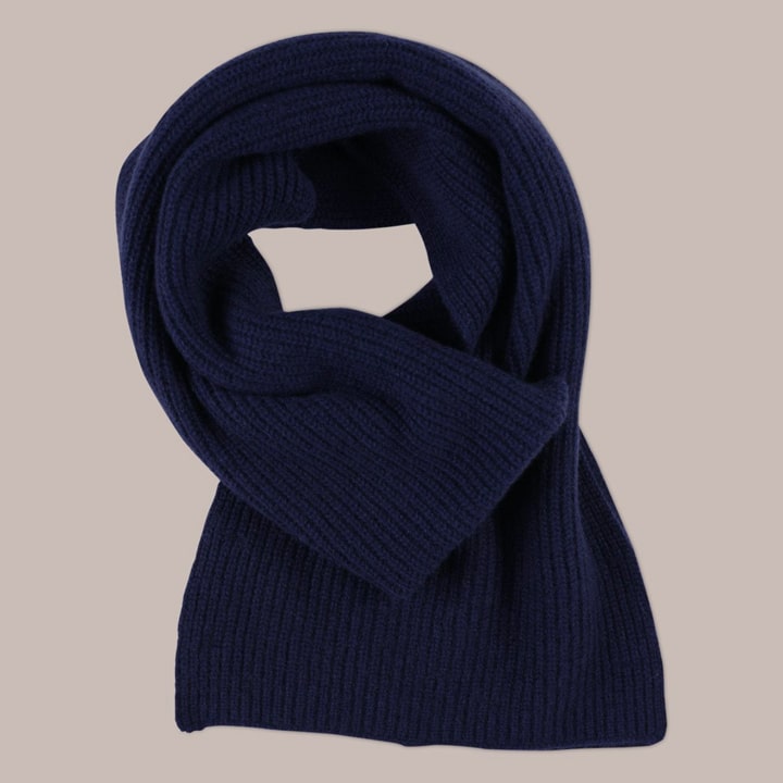 christmas gift guides helper cashmere scarf grana