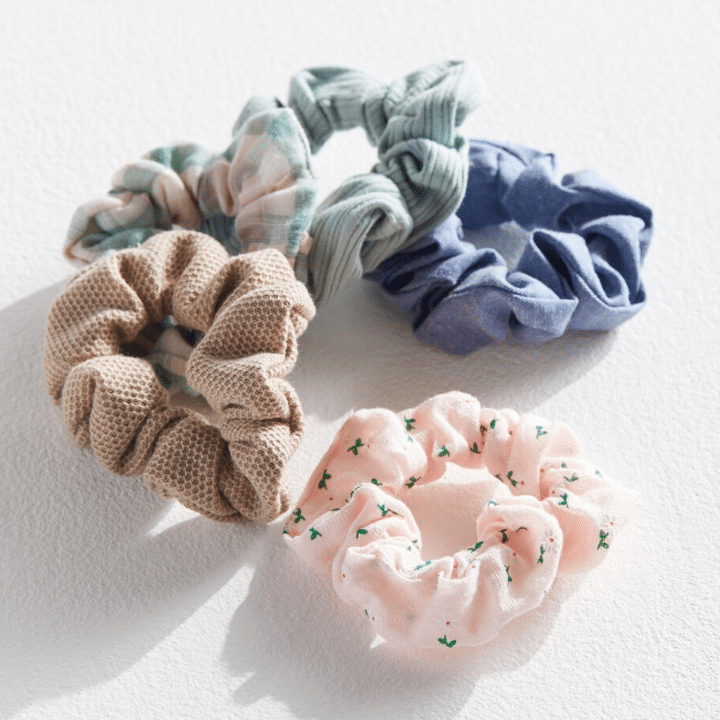 Stocking Stuffers: Urban Outfitters Days Of The Week Scrunchie Set