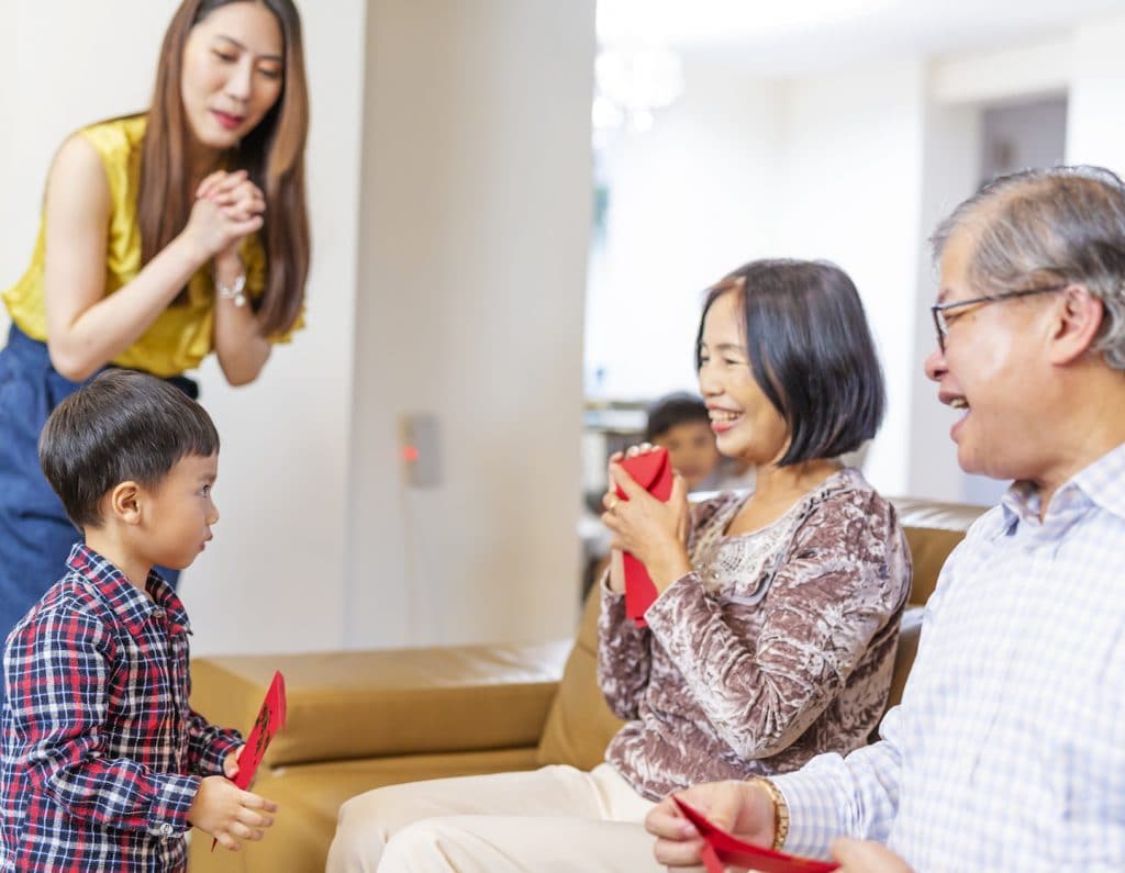 family life cny lai see etiquette