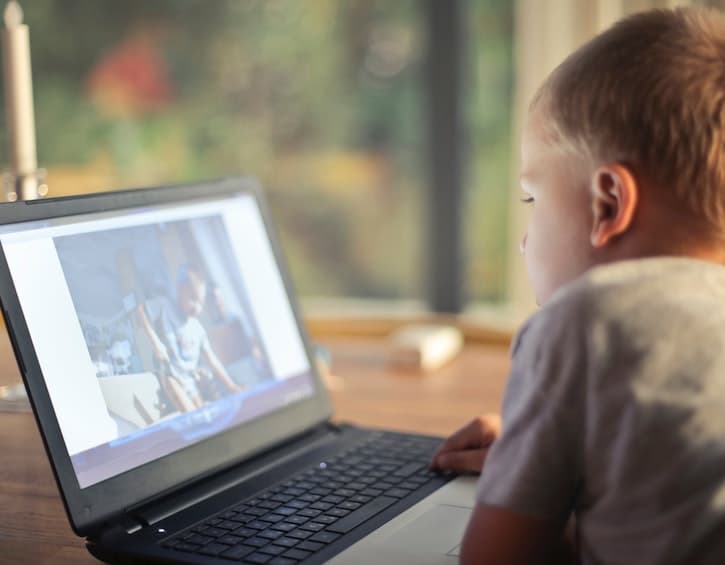 parenting social media online safety health laptop