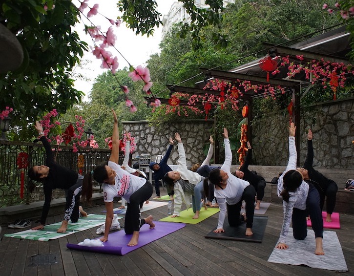 Yoga Brunch Club