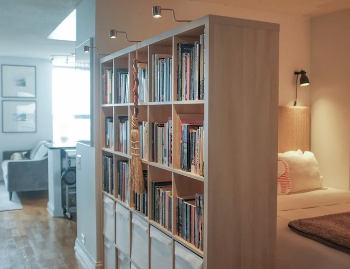 room separating bookcase 