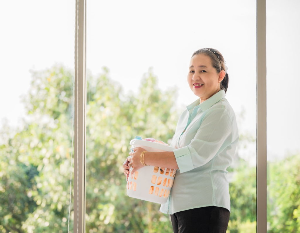 helping domestic helpers in hong kong