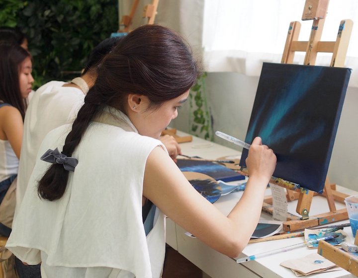 Where teens can hangout art jam parties