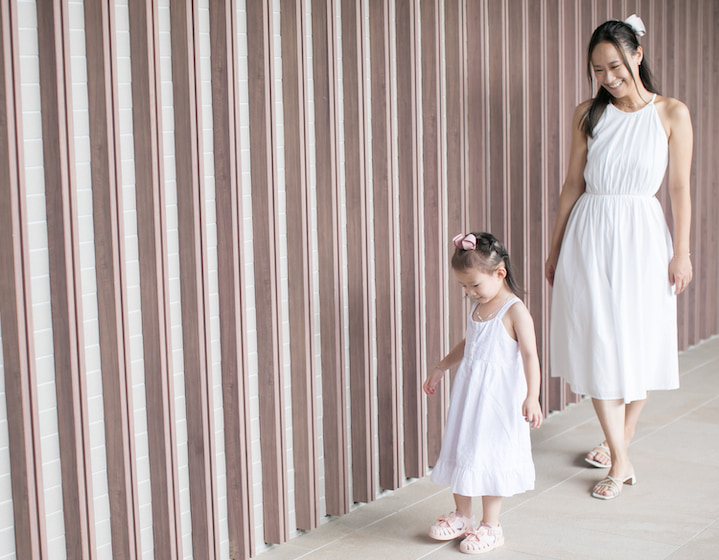 cynthia lui with daughter