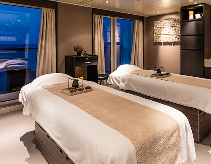 Cruise in Hong Kong for families, the Crystal Life Spa