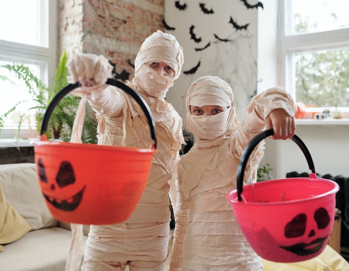 halloween costumes mummies hong kong