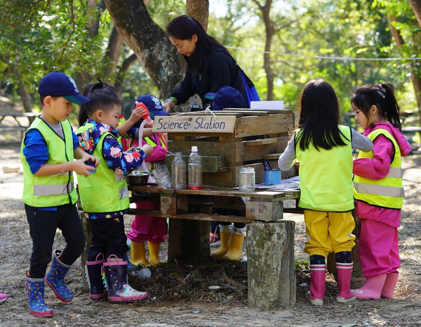 Learning Outside The Box: How Forest-Beach School Can Foster Resilience, Curiosity And Independence In Your Child