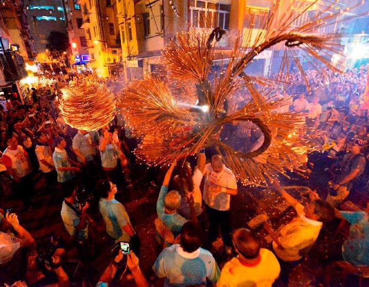 tai hang fire dragon dance