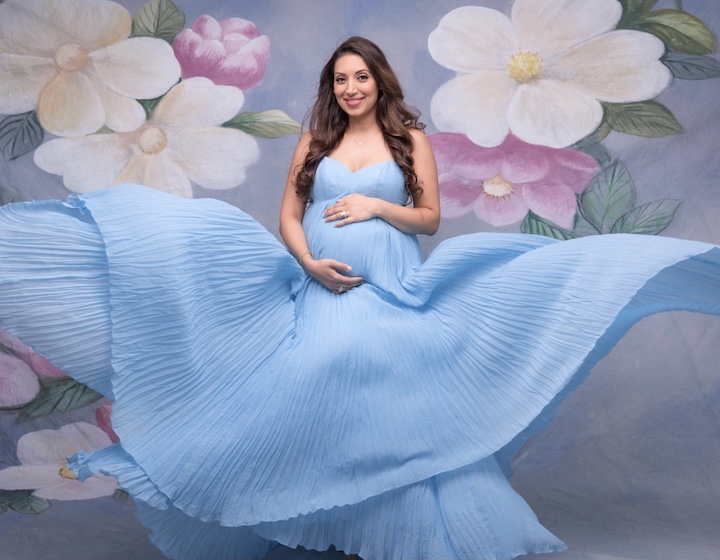 divya maternity shoot blue the veggie wifey