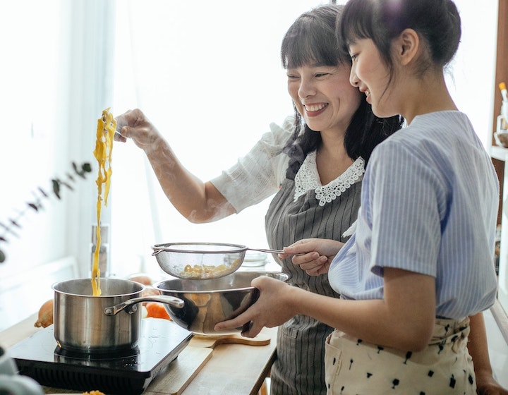 hiring a domestic helper cooking hong kong
