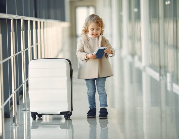 travel with kids airport