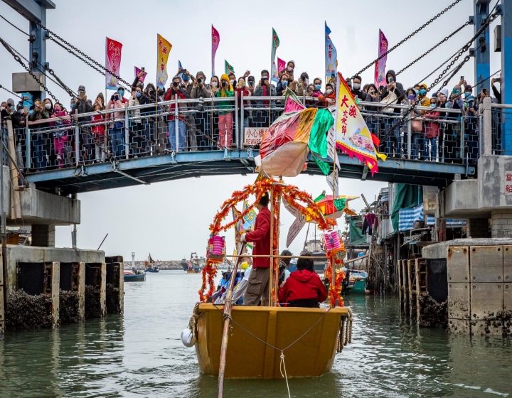 Tai O Guide Water Parade Dragon Boat Festival