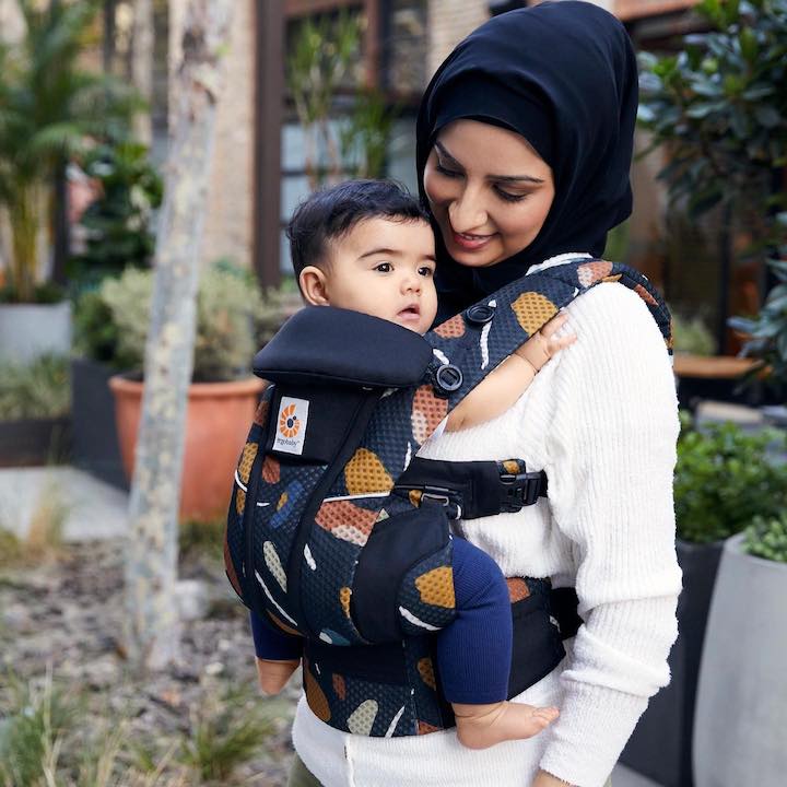 Ergo Baby Omni Breeze baby carrier, hong kong