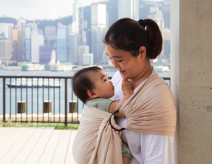 Leelaloom handwoven baby slings Hong Kong 