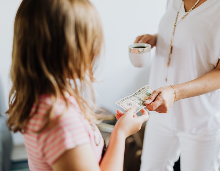 Pocket money in Hong Kong