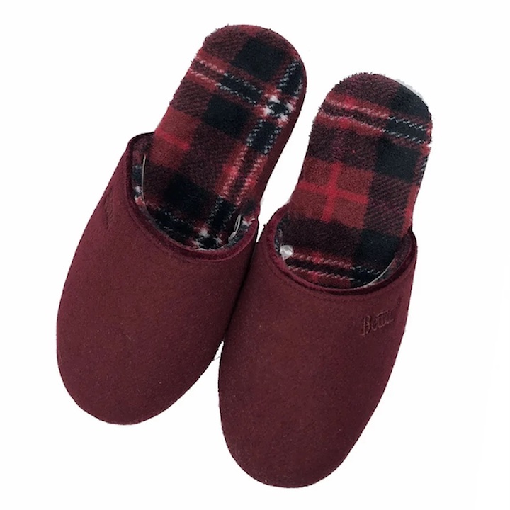 Christmas Gifts For Papas: Goods of Desire Slippers