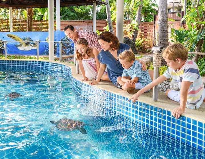 phuket hotels resorts kids clubs jw marriott phuket resort and spa