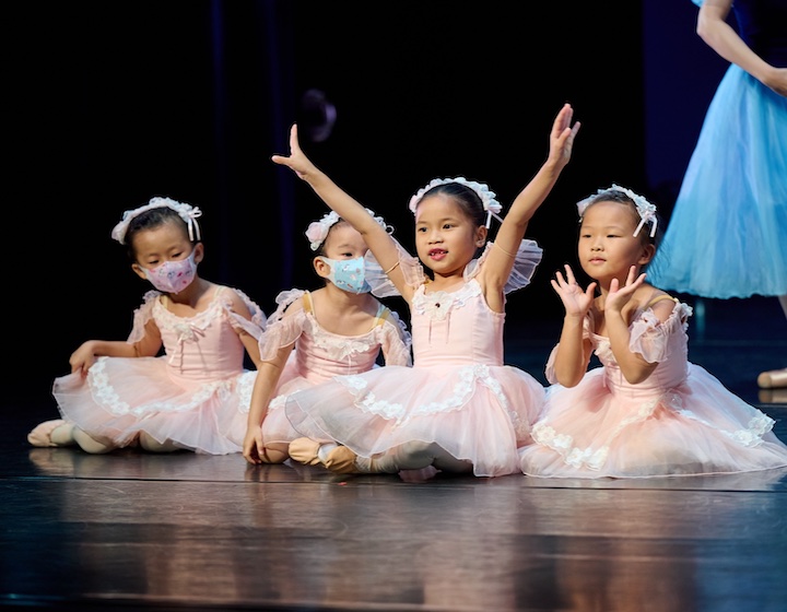 Dancing Classes Hong Kong Learn: Youth Ballet Academy