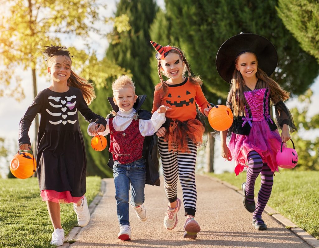 Laundry Basket Halloween Costume Hacks