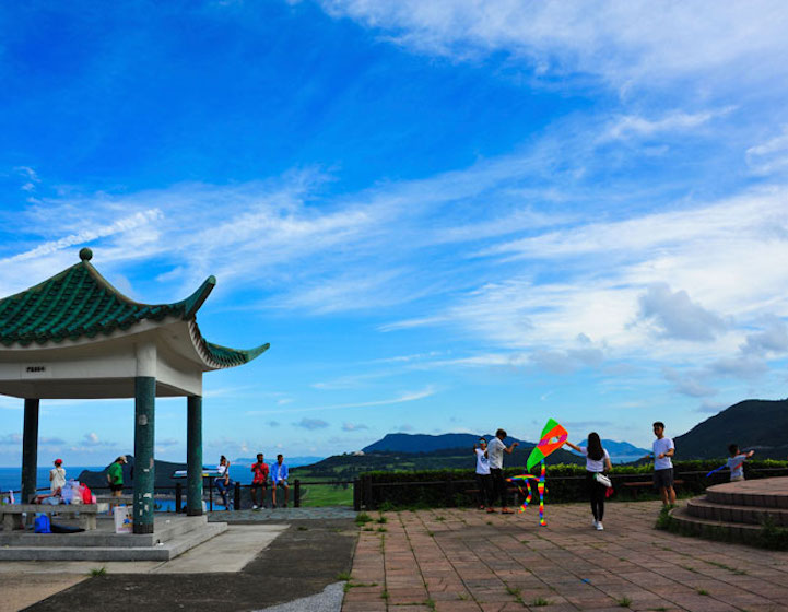 things to do in hong kong with kids kite flying