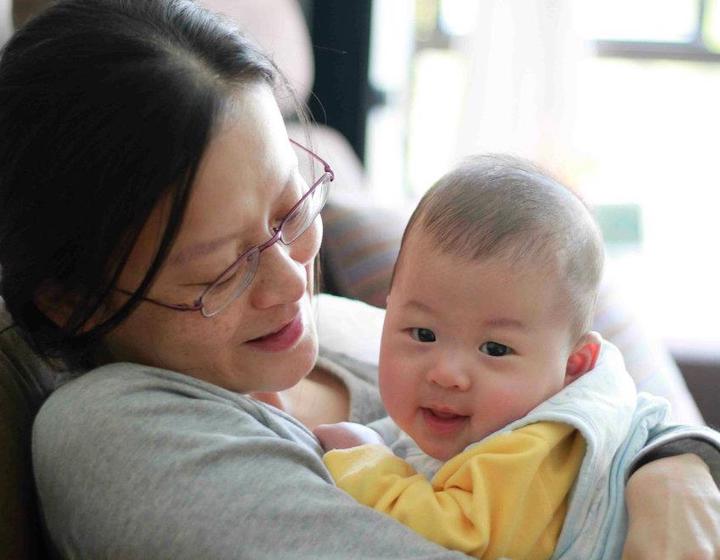 holistic lactation centre lactation consultants hong kong breastfeeding hong kong
