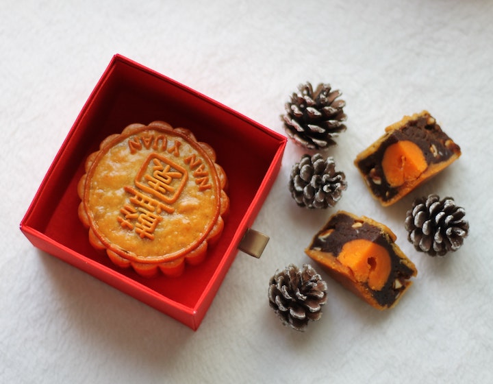 mid autumn festival mooncake 