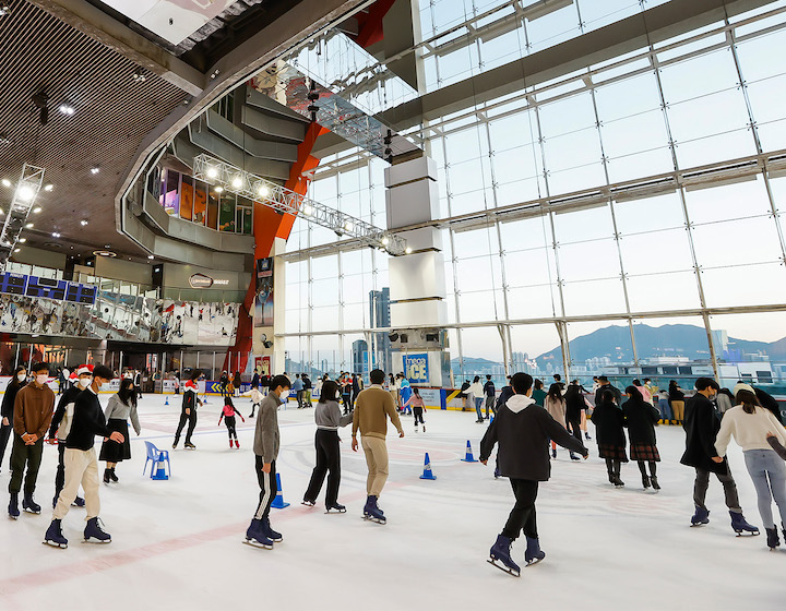 Mega Ice Skating Rink